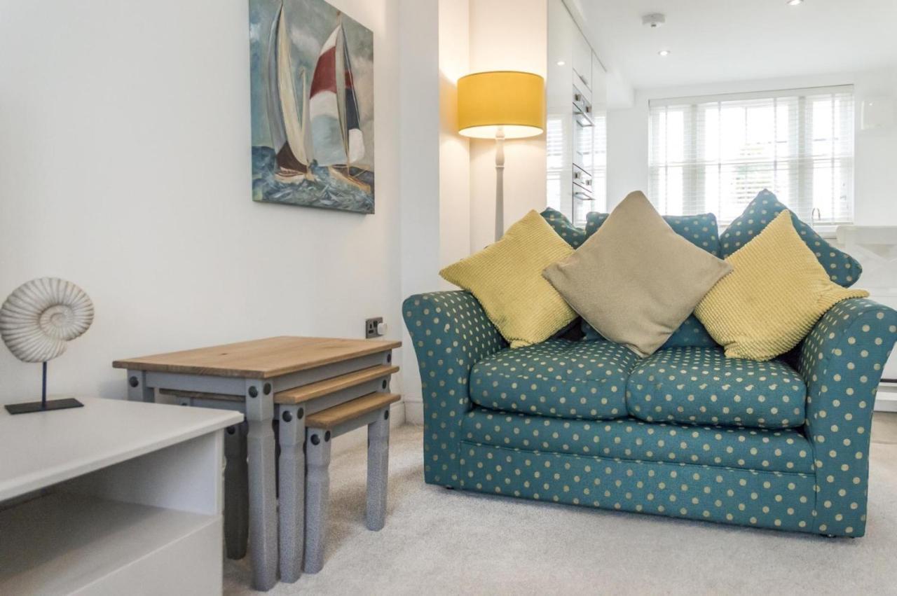 Milford Street - 5 Bedroom Luxurious Holiday Home - Saundersfoot Exterior foto